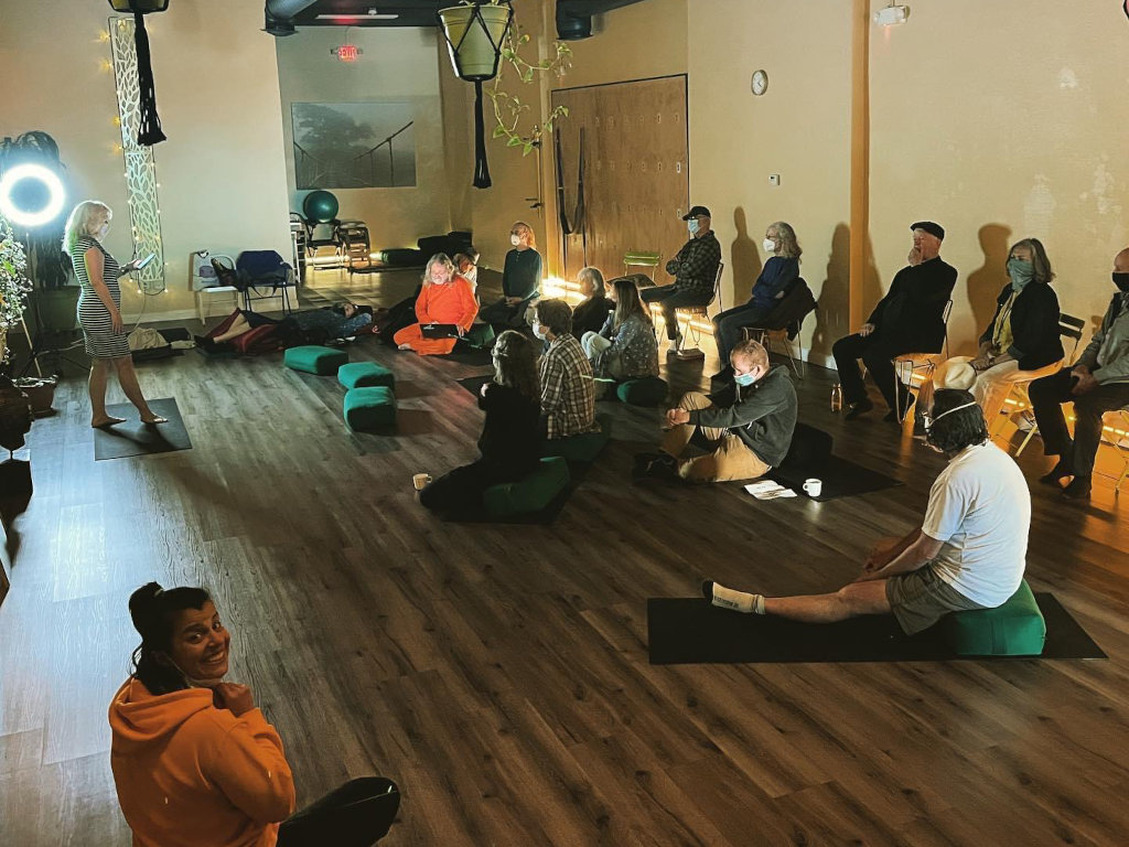 Yoga Sociale